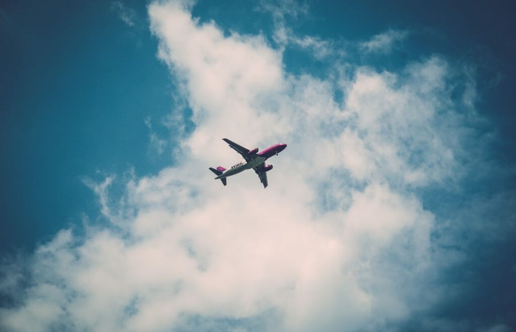 Travel agency marketing ideas - Shows a plane coming in to land